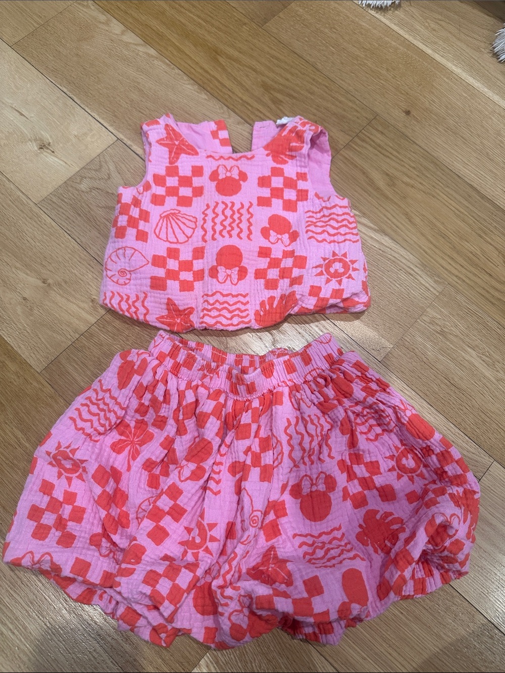 Disney Minnie Mouse  Pink & Coral Two-Piece Girl's Summer Set